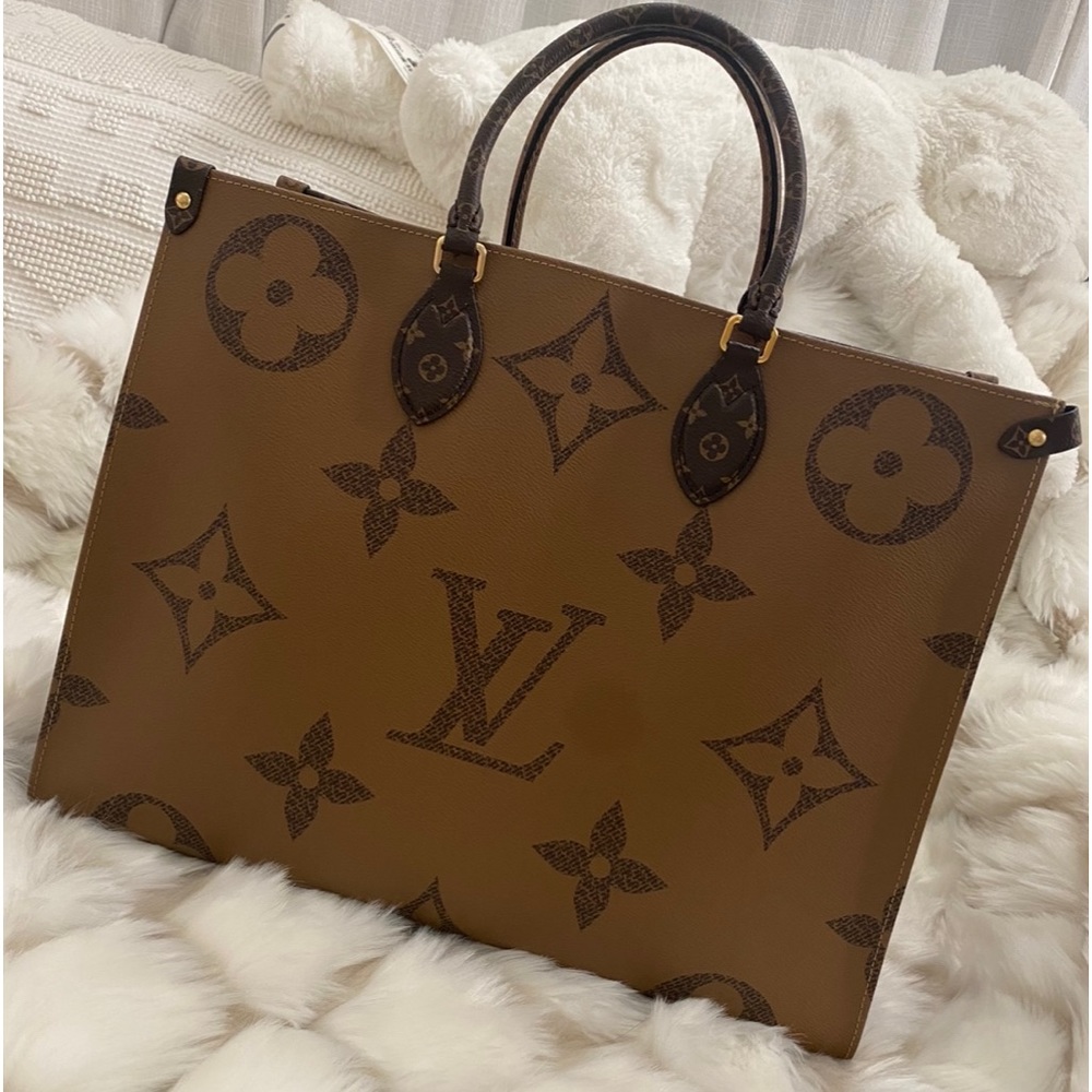 Authentic Louis Vuitton OnTheGo Bag